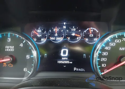 2017 Chevrolet Tahoe Lt z USA, uszkodzony, nr VIN 1GNSKBKC1HR343632